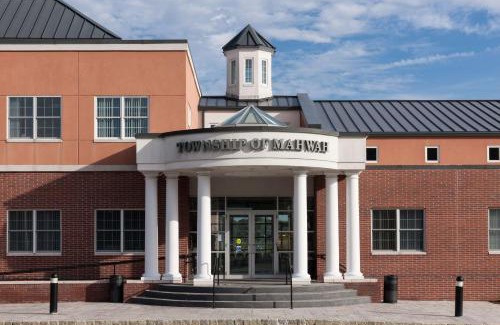 Mahwah Hotel | Homewood Suites by Hilton Mahwah