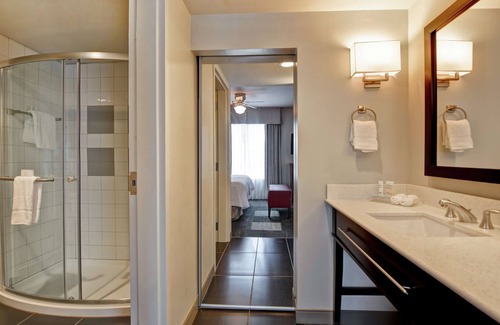 McNeil Hotel | Homewood Suites by Hilton TechRidge Parmer @ I-35
