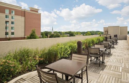 Springfield Hotel | Homewood Suites Springfield