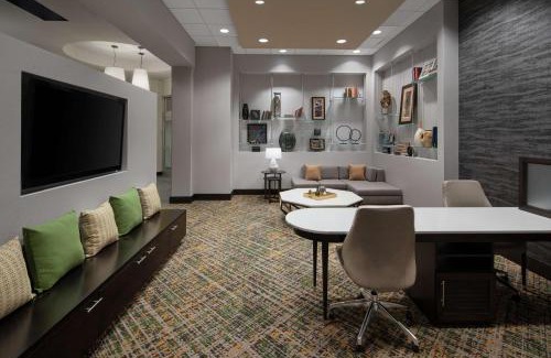 Springfield Hotel | Homewood Suites Springfield