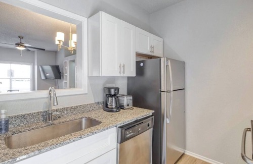 Milwood Apartment | Homey 2BD Apt | Austin Texas