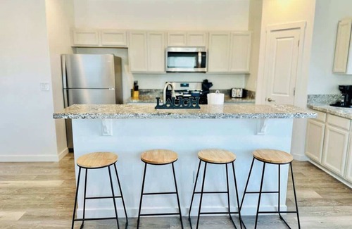 Fernley House | Homey,8beds,3TVs,14 Guests