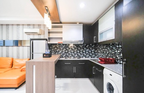 Waru Apartment | Homey And Cozy Living 2Br Apartment At Aryaduta Residence Surabaya