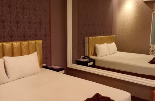 Lat Sawai Hotel | Honey Inn