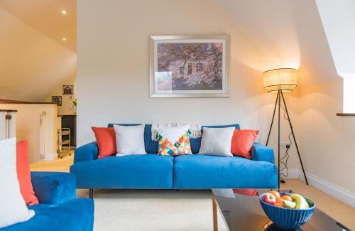 Broad Oak House | Honeywood Lodge by Bloom Stays