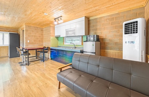 Hongcheon House | Hongcheon Stoneisland Pension