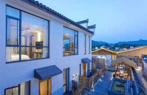 Yi County House | Hongcun old street Country House