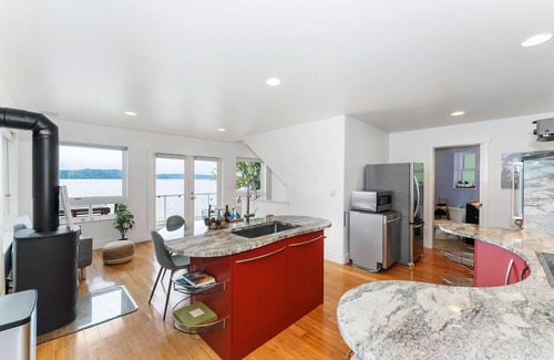 Brinnon House | Hood Canal Modern Waterfront Getaway