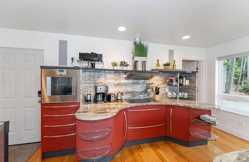 Brinnon House | Hood Canal Modern Waterfront Getaway