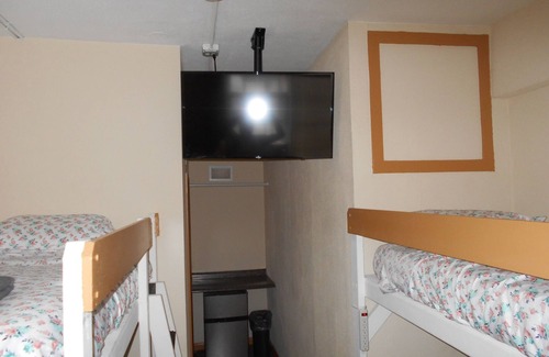 Florida City Hostel | Hoosville Hostel