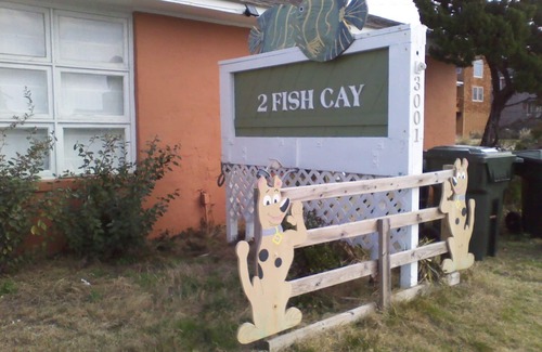 Nags Head Cottage | Hootie and the Blue Fish #4 Oceanside Direct Beach Access Friday to Friday