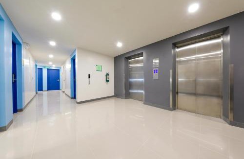 Phil-Am Hotel | Hop Inn Hotel North EDSA Quezon City