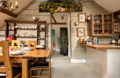 Broadwas House | Hop Pickers Rural Retreats