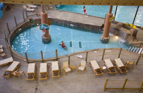 Blodgett Mills Resort | Hope Lake Lodge & Indoor Waterpark