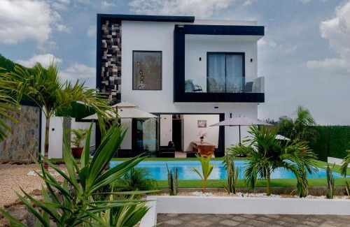 Albion Other | Hope villa