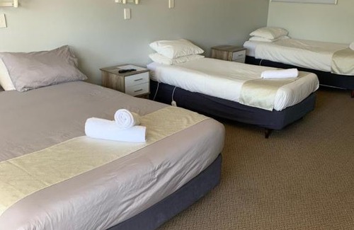 Hopetoun Hotel | HOPETOUN COMMUNITY HOTEL MOTEL