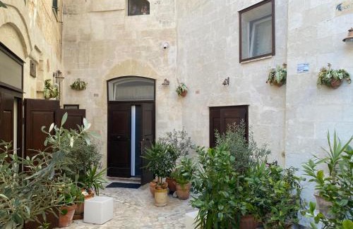 Sasso Barisano Bed & Breakfast | HOPLITES SPARTAN