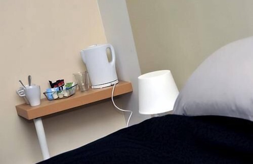 Whickham House | Hoppers Cottage Guest House - King Superior