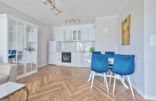 Nowy Port Apartment | Horizon 3 by Grand Apartments