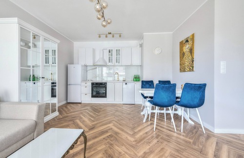 Nowy Port Apartment | Horizon 3 by Grand Apartments