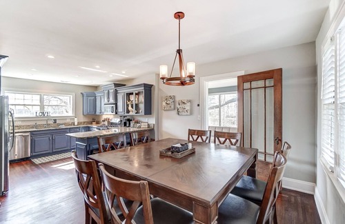 Loveland House | Horse Ranch - Sleeps 10 - Hot Tub!