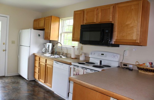 Shelbyville Condo | Horses, Bourbon and More . Shelbyville Condo