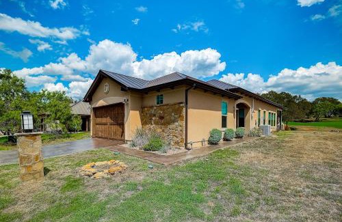 Horseshoe Bay West House | Horseshoe Bay Bungalow