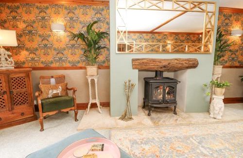 Dunbridge House | Horseshoe Cottage