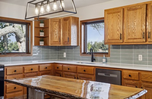 Turtle Lake Cabin | ★ Horseshoe Haven ★ Lake Home with Stunning Views★