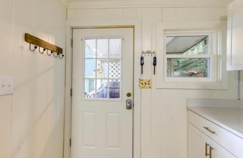 South Byron House | Horseshoe Lake Vacation Rental with Deck and Kayaks!