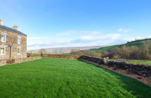 Eastgate Cottage | HORSLEY HEAD HOLIDAYS, family friendly, with open fire in Eastgate