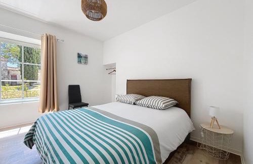 Anglade Apartment | Hortensia - 2 chambres - Charme et Calme au cœur du Blayais