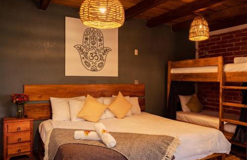 Del Cerrillo House | Hospedaje Boutique Paz Creativa