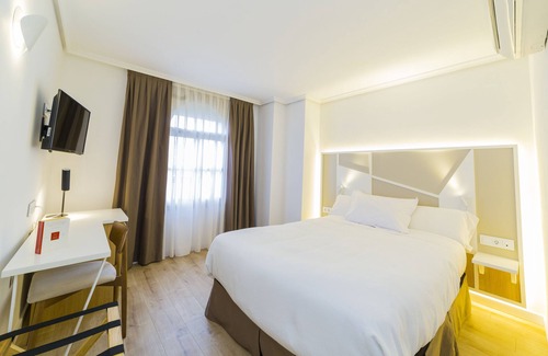 Casas-Ibanez Hotel | Hospedium Hotel Cañitas Maite Gastronómico