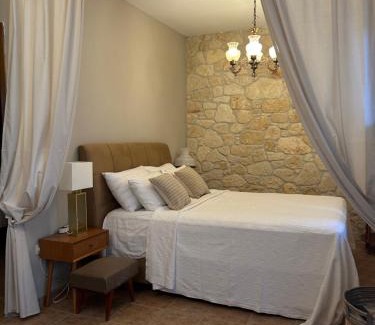 Kallithea House | Hospitality M7