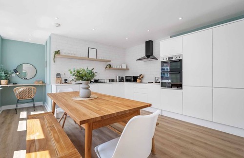 Sefton Park Apartment | Host Apartments | Lark Lane Hideaway