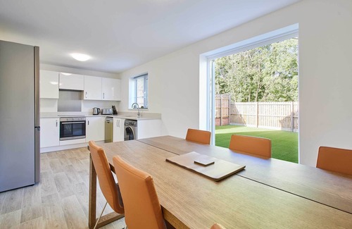 Blaydon on Tyne House | Host & Stay | Aronora Guest House