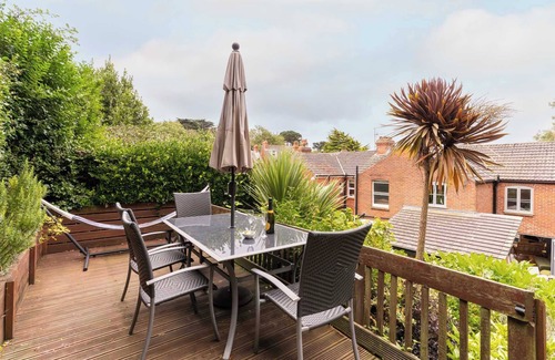 Weymouth House | Host & Stay | Clearmount Cottage
