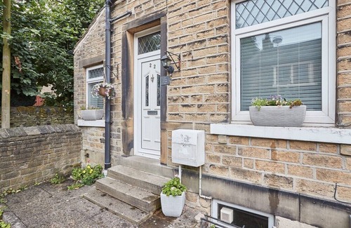 Ainley Top House | Host & Stay | Cobble Cottage