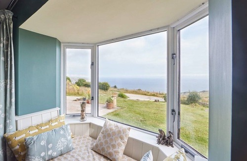 Ravenscar House | Host & Stay | Fairview House