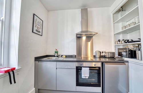 Pontrilas Apartment | Host & Stay | Hills Apartment
