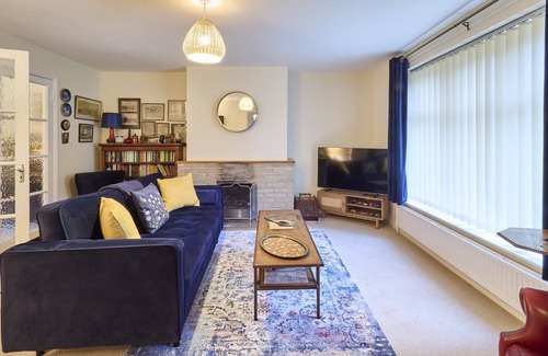 Broad Oak House | Host & Stay | Mayfield