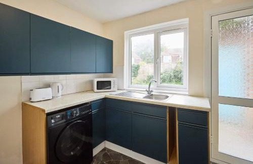 Lower Wick House | Host & Stay - Oldbury Road