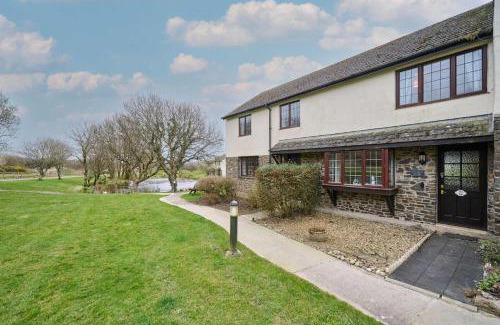 North Buckland House | Host & Stay - Providence Cottage
