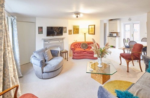 Stokesley House | Host & Stay | Rose Cottage