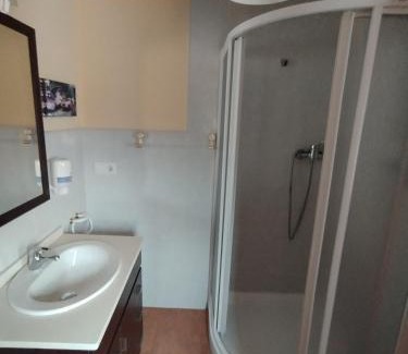 Castaneda House | Hostal Bordillas