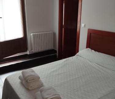 Castaneda House | Hostal Bordillas