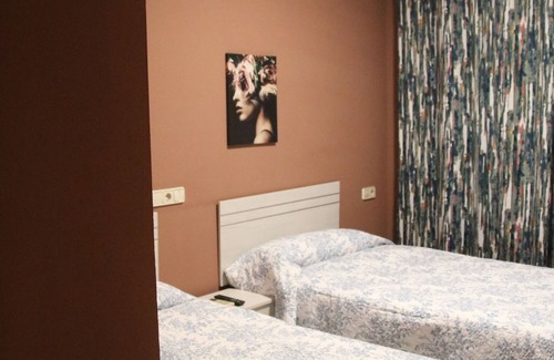 Milagro Hostel | Hostal Burgalés
