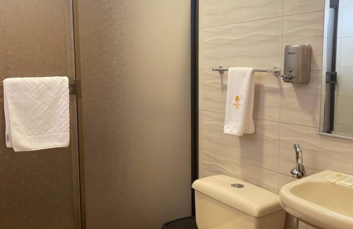 Guayaquil Hostel | Hostal California Inn