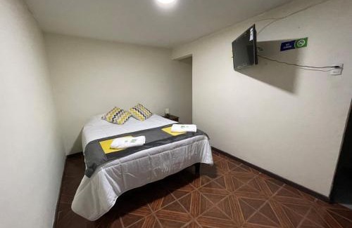 Vallenar House | Hostal CECIL +